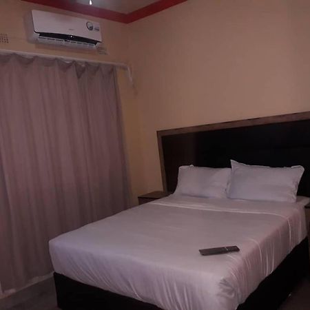 Wiln Allure Apartments Francistown Exterior foto
